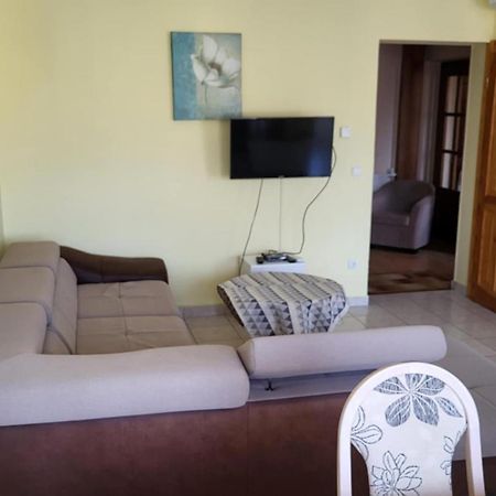 Lázár Apartmanok Heviz Exterior foto