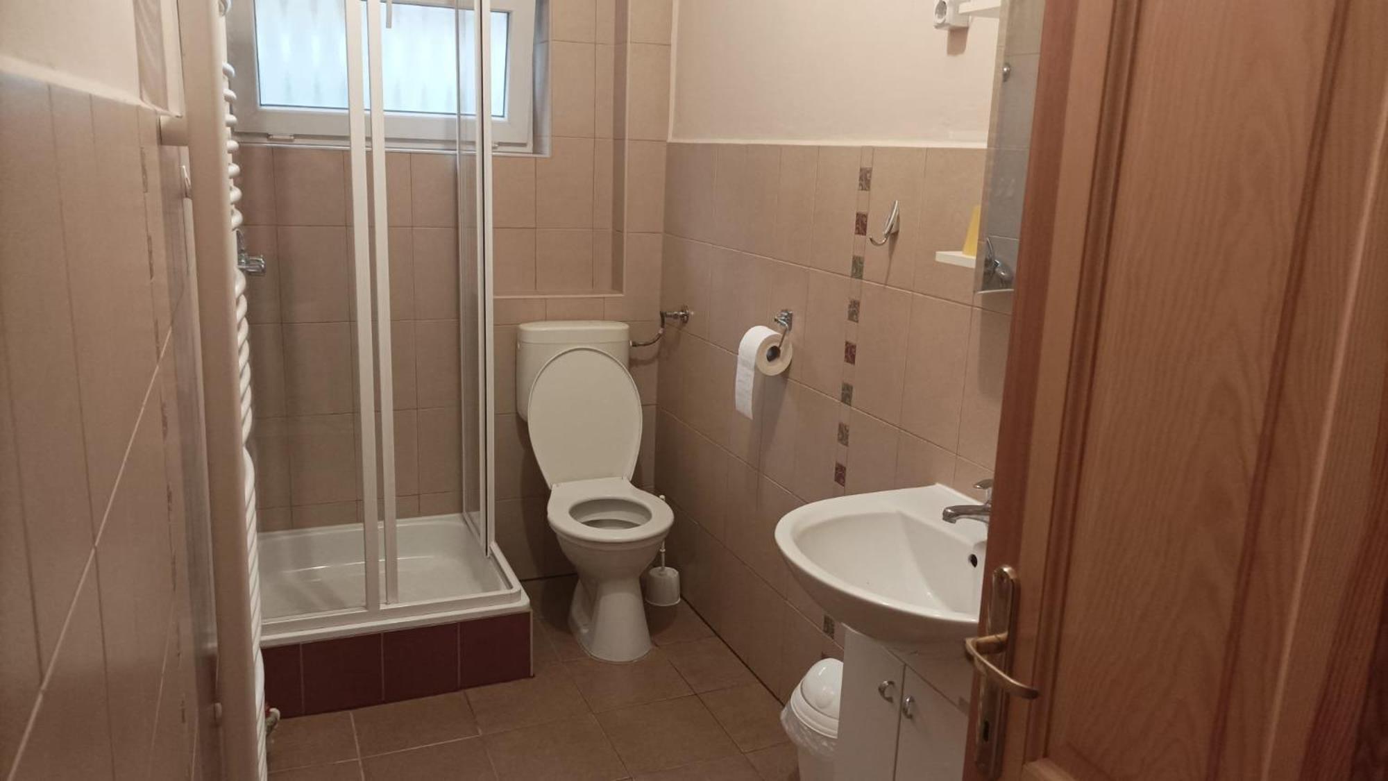 Lázár Apartmanok Heviz Exterior foto