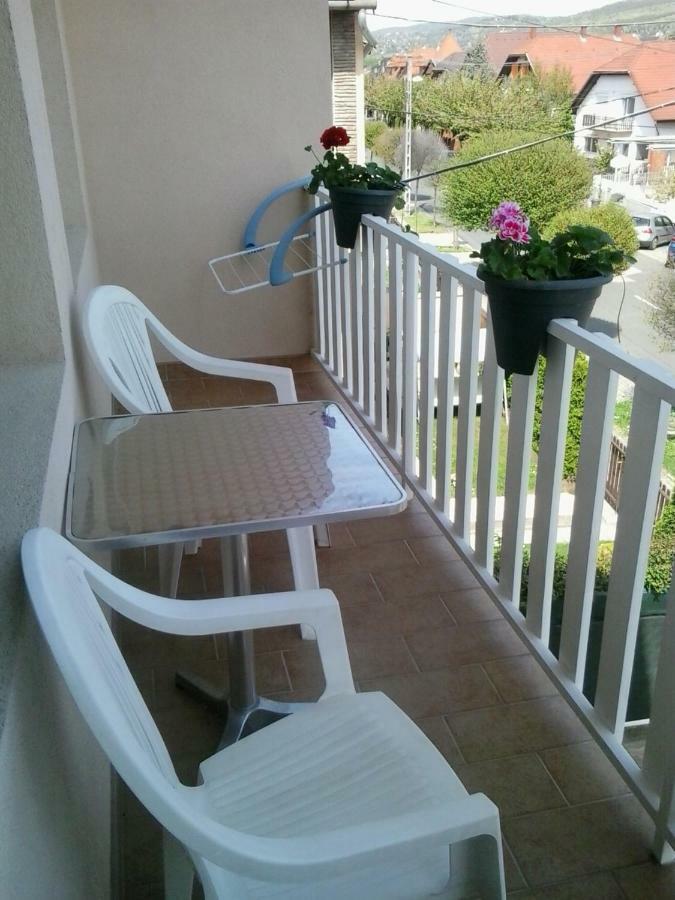 Lázár Apartmanok Heviz Exterior foto